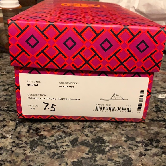 Tory Burch blk leather sandals - Picture 1 of 5